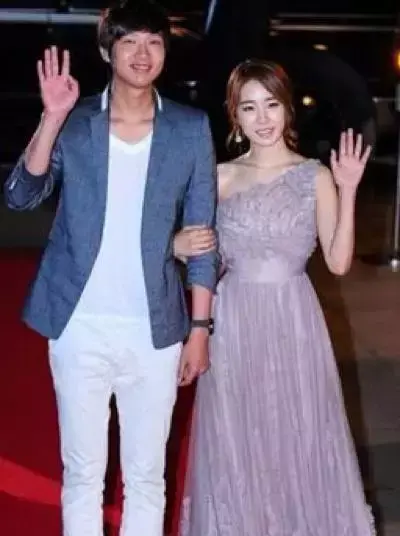 李光洙女友刘仁娜，李光洙女朋友（从假小子到《鬼怪》炸鸡店女老板）