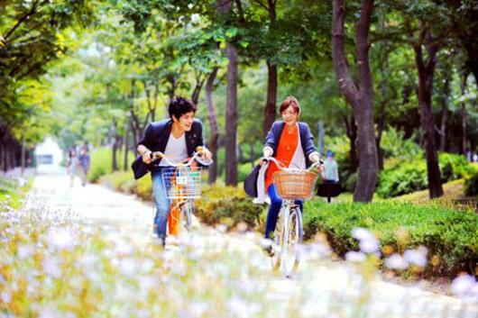 前夫对前妻绝情的表现，前夫很恨前妻的心理（是要做落井下石的人还是拯救天使）