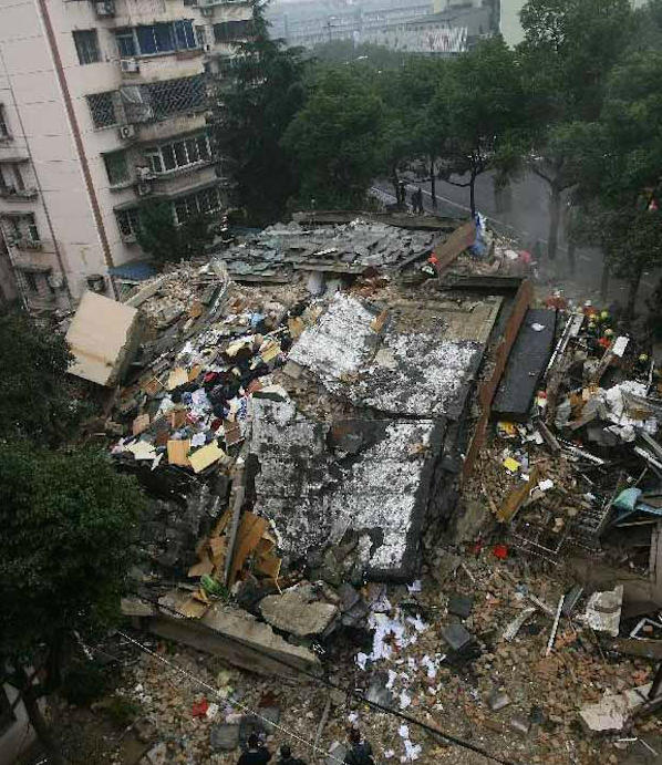 梦见庙宇是什么意思，梦里见庙是啥意思（解梦：梦到寺庙倒塌了）