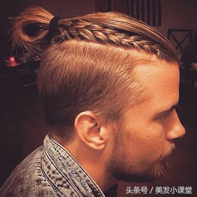 男生怎么扎辫子，男生怎么扎辫子不会散（欧美男士辫子发型）