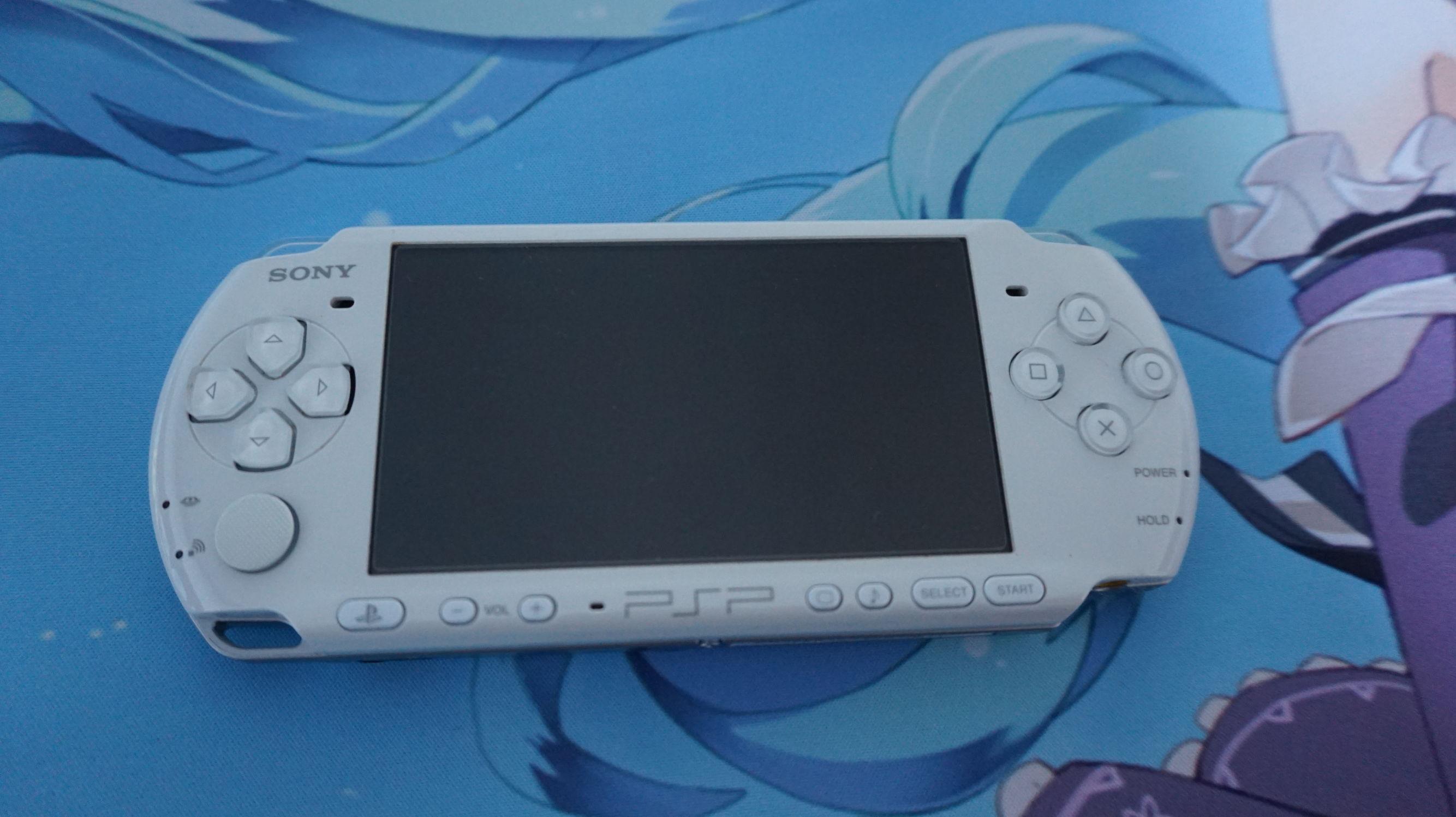 psp3000 游戏，psp3000怎么安装游戏（索尼PSP3000与UMD简单上手）