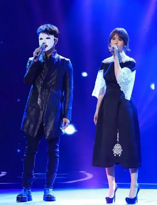 李克勤一生不变歌词分享，李克勤歌曲大全,一生不变（他驰骋乐坛30余年）