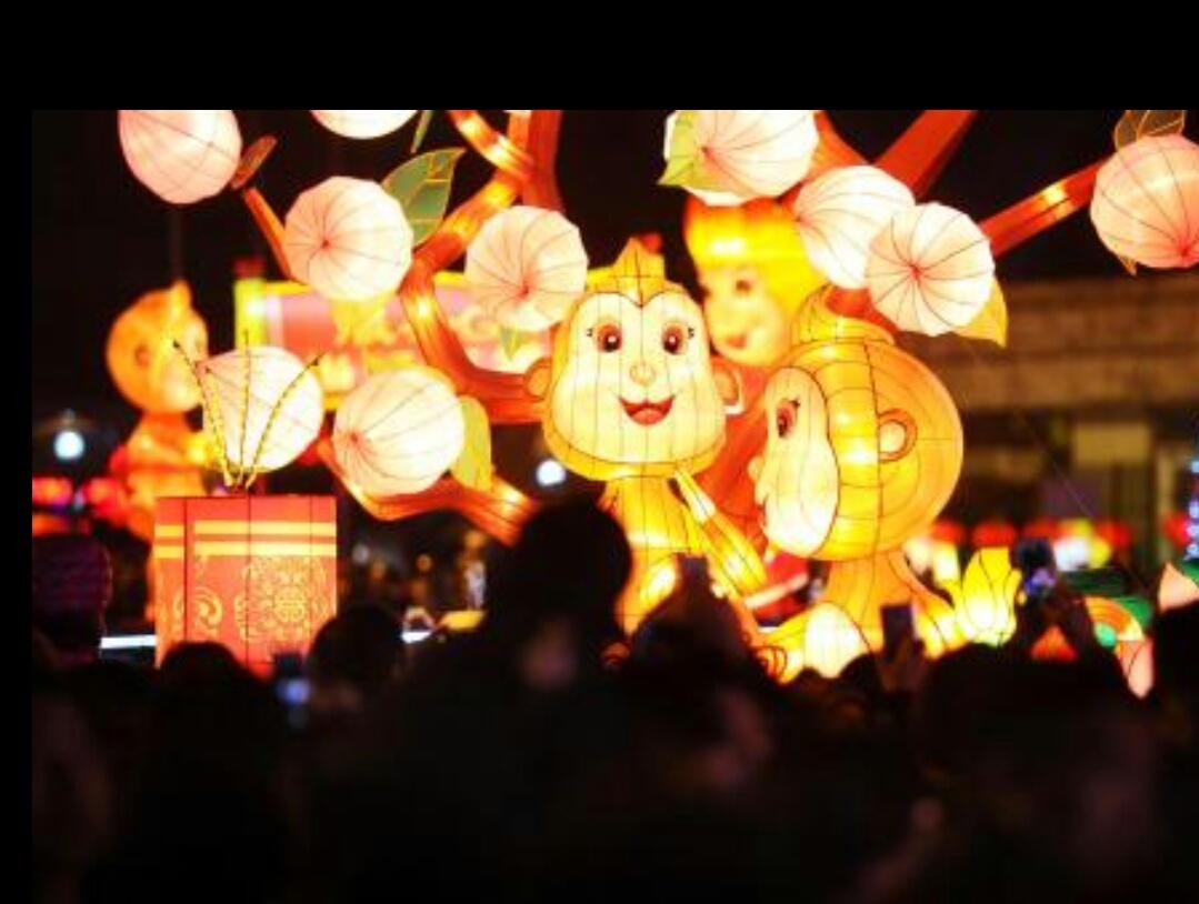 一一入史册打一字，据说答上来的人会有好运呦（一一入史册打一字一一春节一天作灯迷）