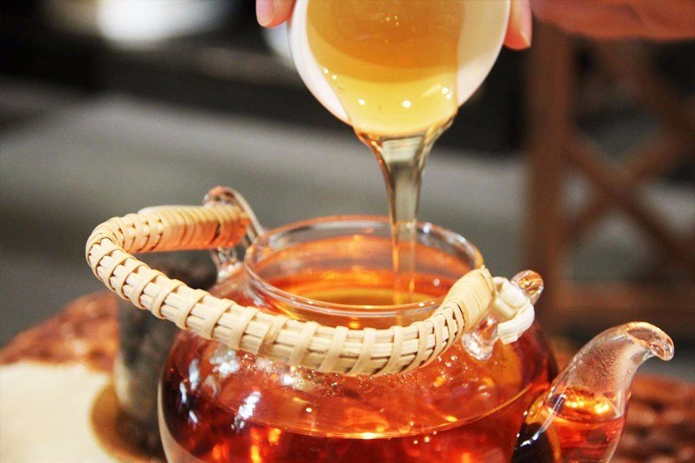 陈皮荷叶茶的功效与作用，陈皮泡水喝的十大功效（雨水时节防“寒湿”）