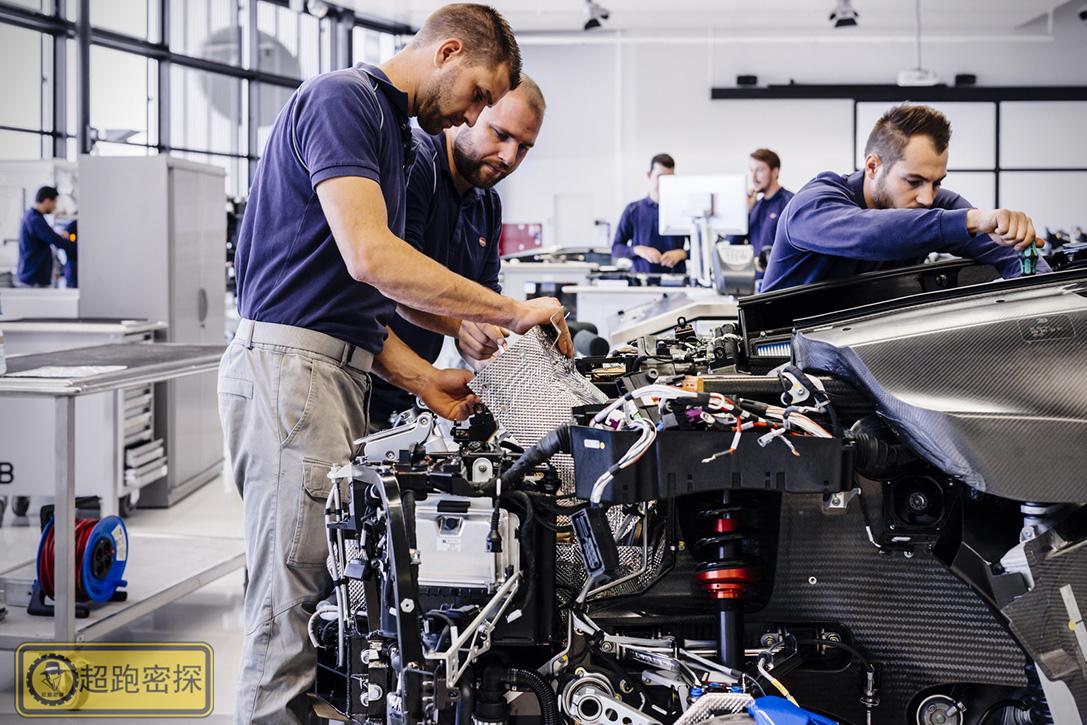 布加迪威龙产地，布加迪威龙是哪国车（布加迪Chiron的制造工厂）