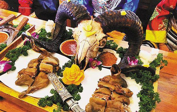 正宗西藏青稞饼做法，怎样做青稞饼（舌尖上的美味——藏历年八大美食与“四宝”、“四件”）