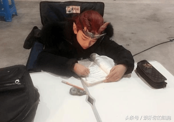 紫钗奇缘大结局是什么，《紫钗奇缘》大结局是什么（7岁出道4年出演60部戏）