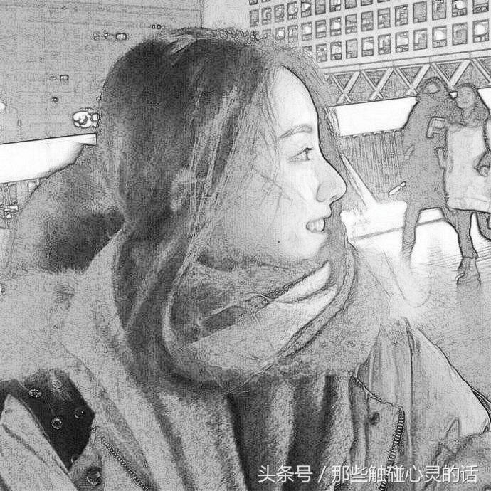 最后你还是离开了我，你会等待还是离开从前从前有个人爱你很久是什么歌（最后，你还是离开我了！）