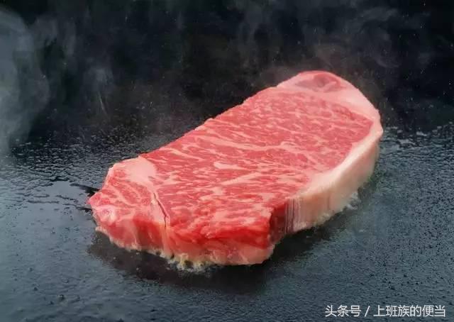 t骨牛排是牛的哪个部位，T骨牛排是哪个部位（菲力丶肋眼丶沙朗等牛排）