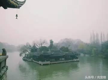 豆蔻梢头二月初，豆蔻梢头二月初上一句是什么（唐诗欣赏：娉娉袅袅十三余）