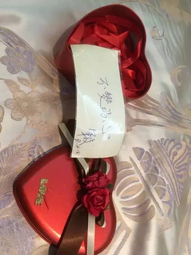 麦兜๑，微信头像，麦兜๑（军嫂手机里最珍贵的照片）