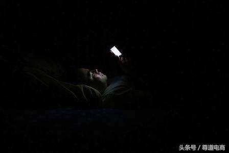win7如何调整电脑屏幕亮度(win7调整电脑屏幕亮度)