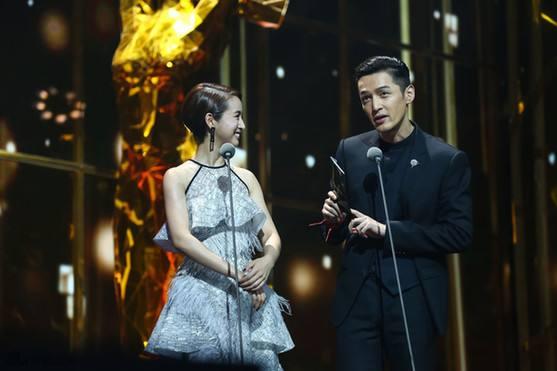 胡歌林依晨笑翻全场，林依晨一句话就让胡歌泪崩