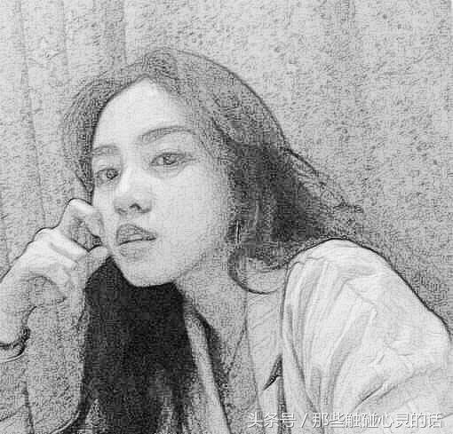 最后你还是离开了我，你会等待还是离开从前从前有个人爱你很久是什么歌（最后，你还是离开我了！）