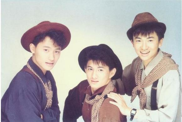 2012十大劲歌金曲，2012年十大内地经典音乐（那些伴随你长大的华语乐坛）