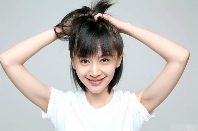 她的眼睛会唱歌，她说她的眼睛会唱歌是什么歌曲（剖析这个受争议的角色）