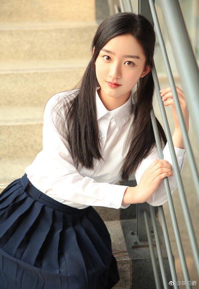 12岁女生可以加入时代峰峻吗，时代峰峻为什么不收女生（TF公司签约的唯一一个女练习生年仅12岁气质清纯）