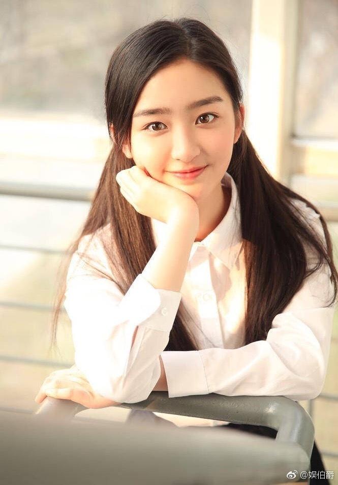 12岁女生可以加入时代峰峻吗，时代峰峻为什么不收女生（TF公司签约的唯一一个女练习生年仅12岁气质清纯）