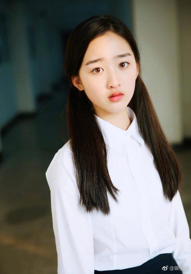 12岁女生可以加入时代峰峻吗，时代峰峻为什么不收女生（TF公司签约的唯一一个女练习生年仅12岁气质清纯）