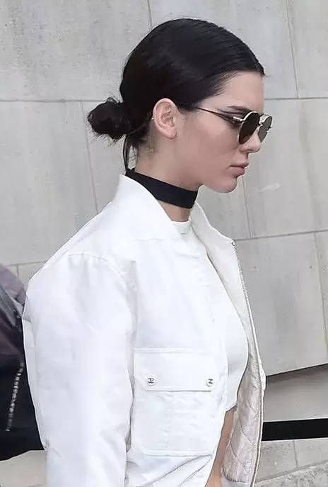 美韩混血儿Emily、长lob的气质宝贝，混血儿图片三个和尚（今年春天梳这个发型能让你既时髦又有气质）