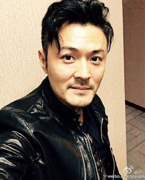 高圆圆被于小伟玩残，高圆圆被于小伟玩残移情赵又廷真相（10年前差点被于小伟玩残的高圆圆）