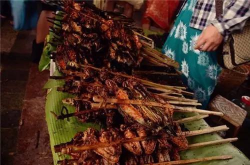 西双版纳吃的美食，西双版纳最值得去的美食（旅游景点好吃不好吃小吃盘点16）