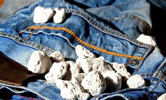 水洗布是什么面料，水洗布料是什么面料（无水洗，不牛仔，何为水洗呢）