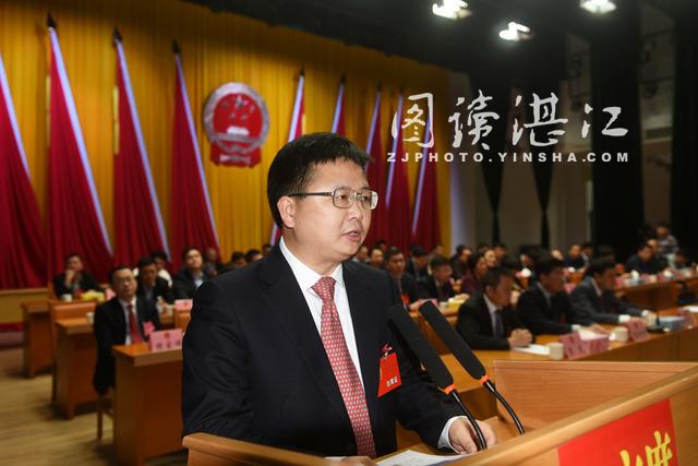 雷州市领导班子名单，雷州市委书记与霞山区委书记哪个大（雷州市十六届人大二次会议闭幕）