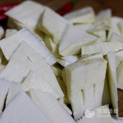 油焖冬笋的做法，油焖冬笋的做法步骤（春季第一鲜，不麻嘴的油焖冬笋）