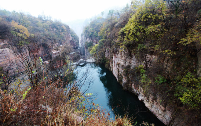 郭亮村在哪里，河南郭亮村风景区在哪里（河南省新乡市辉县沙窑乡郭亮村）