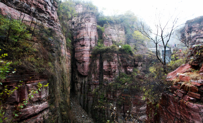 郭亮村在哪里，河南郭亮村风景区在哪里（河南省新乡市辉县沙窑乡郭亮村）