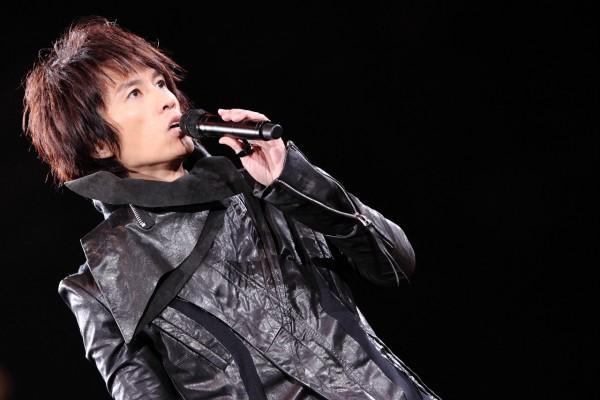 周立波模仿温，周立波模仿三位代表人视频（继周星驰后最搞笑天王）