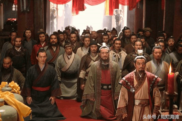 浪里白条是谁的绰号，浪里白条是谁的绰号他最大的特点是什么（绰号之争其实有答案）