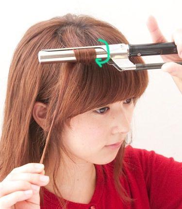 卷发怎么盘发好看，卷发怎么盘起来好看（2款流行的卷发盘发图解）