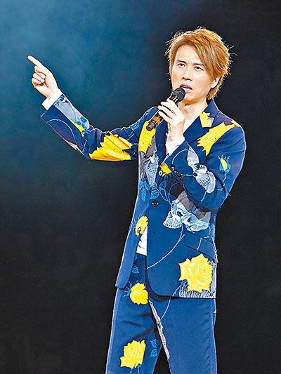 周立波模仿温，周立波模仿三位代表人视频（继周星驰后最搞笑天王）