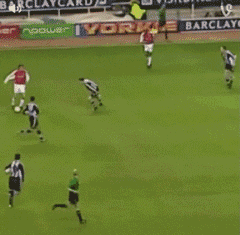 李毅蚌埠回旋十大球星的十大绝技，李毅蚌埠回旋比赛（中国球员自创大招完爆齐祖比肩亨利）