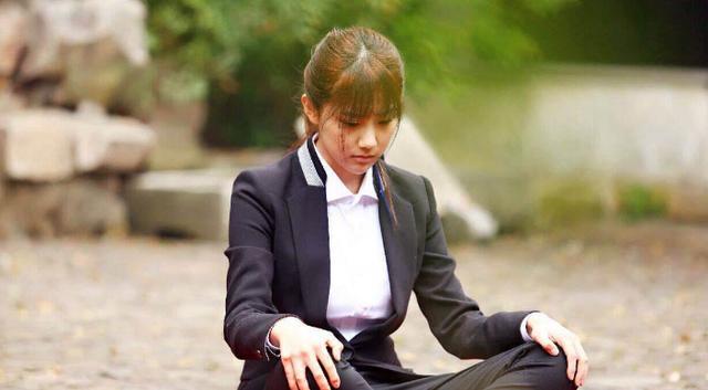 怎么哄女朋友开心，女朋友生气了要分手怎么挽回（哄女友开心的15个高招）