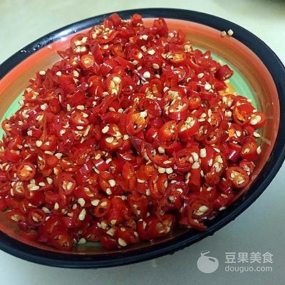 自制剁椒的家常做法，自制剁辣椒的做法