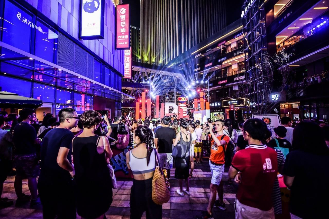 上海兰桂坊酒吧，兰桂坊酒家（渝中闹市区就有一个“兰桂坊”）