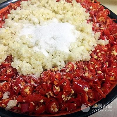 自制剁椒的家常做法，自制剁辣椒的做法