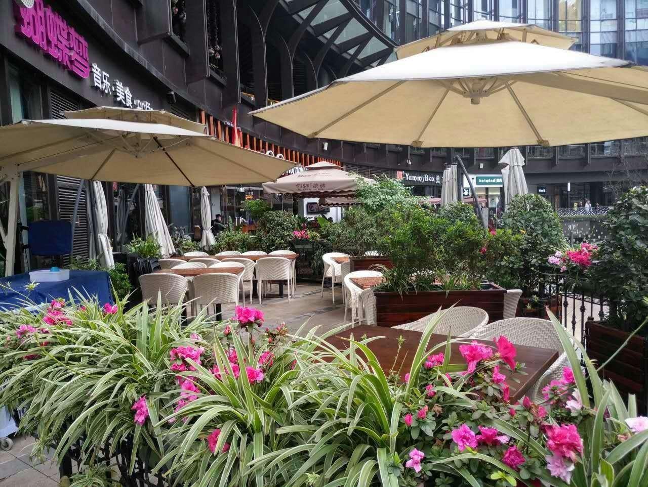 上海兰桂坊酒吧，兰桂坊酒家（渝中闹市区就有一个“兰桂坊”）