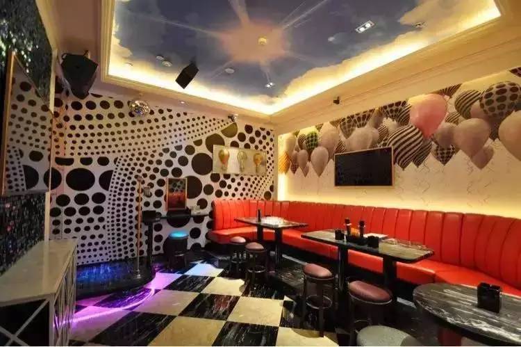 上海兰桂坊酒吧，兰桂坊酒家（渝中闹市区就有一个“兰桂坊”）