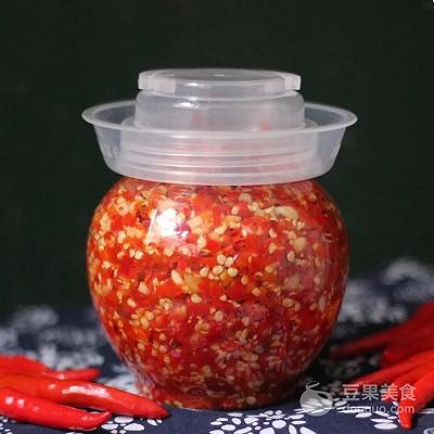 自制剁椒的家常做法，自制剁辣椒的做法