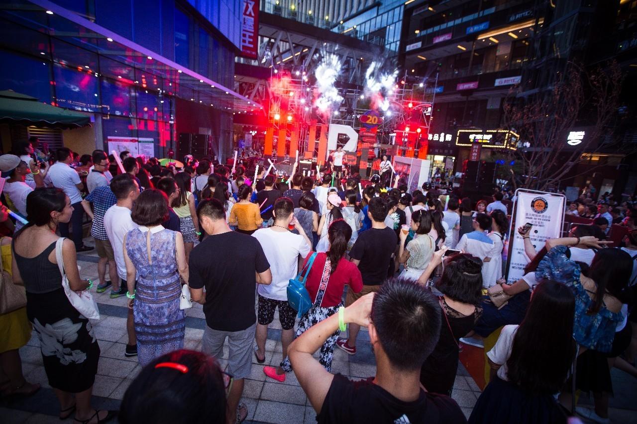 上海兰桂坊酒吧，兰桂坊酒家（渝中闹市区就有一个“兰桂坊”）