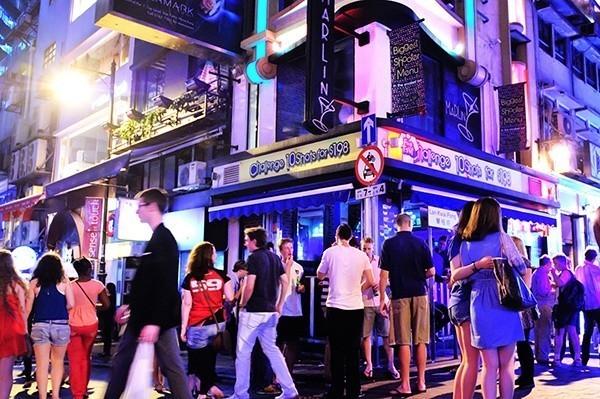 上海兰桂坊酒吧，兰桂坊酒家（渝中闹市区就有一个“兰桂坊”）