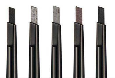 眉粉眉笔的区别是什么，眉粉好还是眉笔好（眉笔 眉粉 眉膏哪个好用）