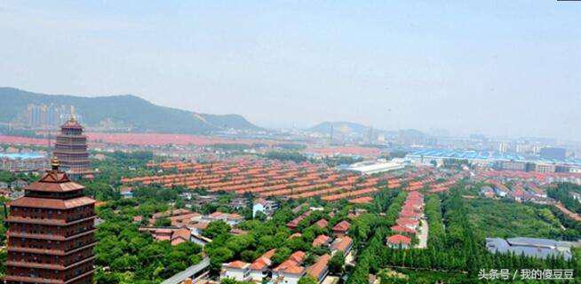 华西村金牛多重，华西村有个金牛谁知道在哪里（金顶金龙还有一吨重的金牛）