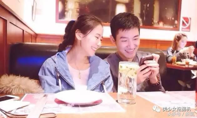 她叫张辛苑，微信头像，她叫张辛苑（除了张辛苑、晚晚、南笙）