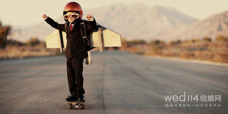 带桐字的男孩名字，桐字男孩最佳组合名字（2017带一字男孩名字大全）