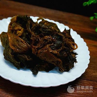 四川糖扣肉的做法，四川糖扣肉的做法 最正宗的做法（盐菜扣肉的做法）